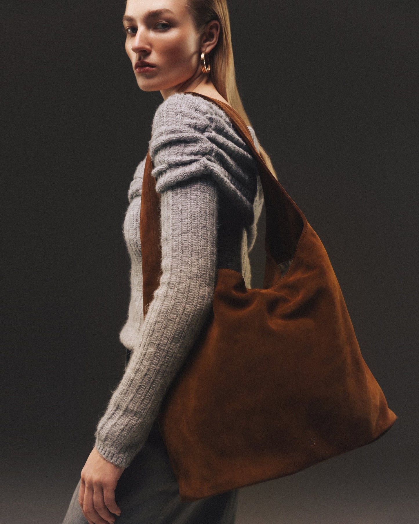NUKOT HOBO BAG SUEDE TOFFEE