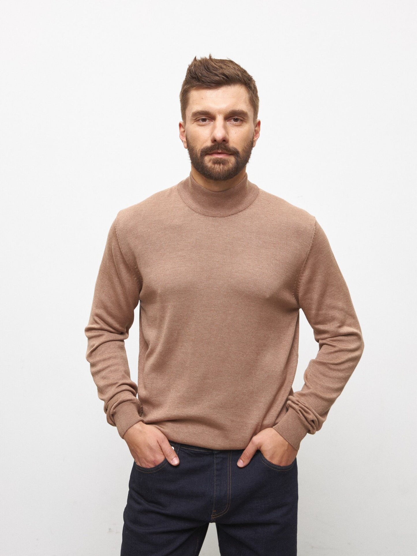 Andreas Moskin Гольф з короткою горловиною, коричневий