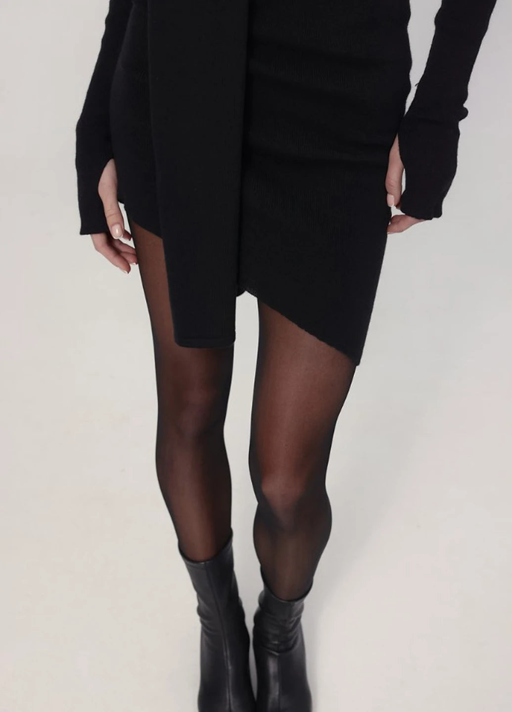 KNITLAB МЕРИНОСОВА МІНІ-СУКНЯ З ШАРФОМ