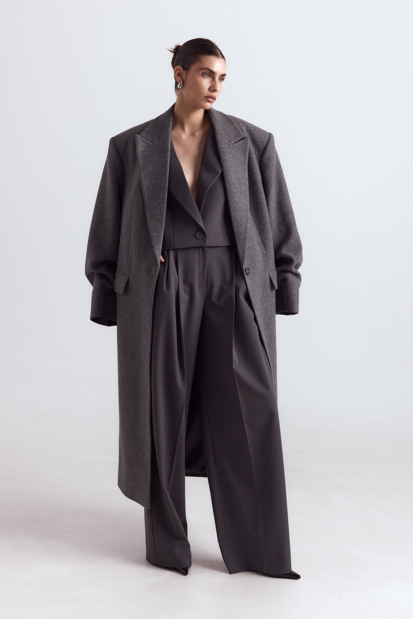 BAZHANE БРЮКИ ВОВНЯНІ РЕЛАКС НА СЕРЕДНІЙ ПОСАДЦІ