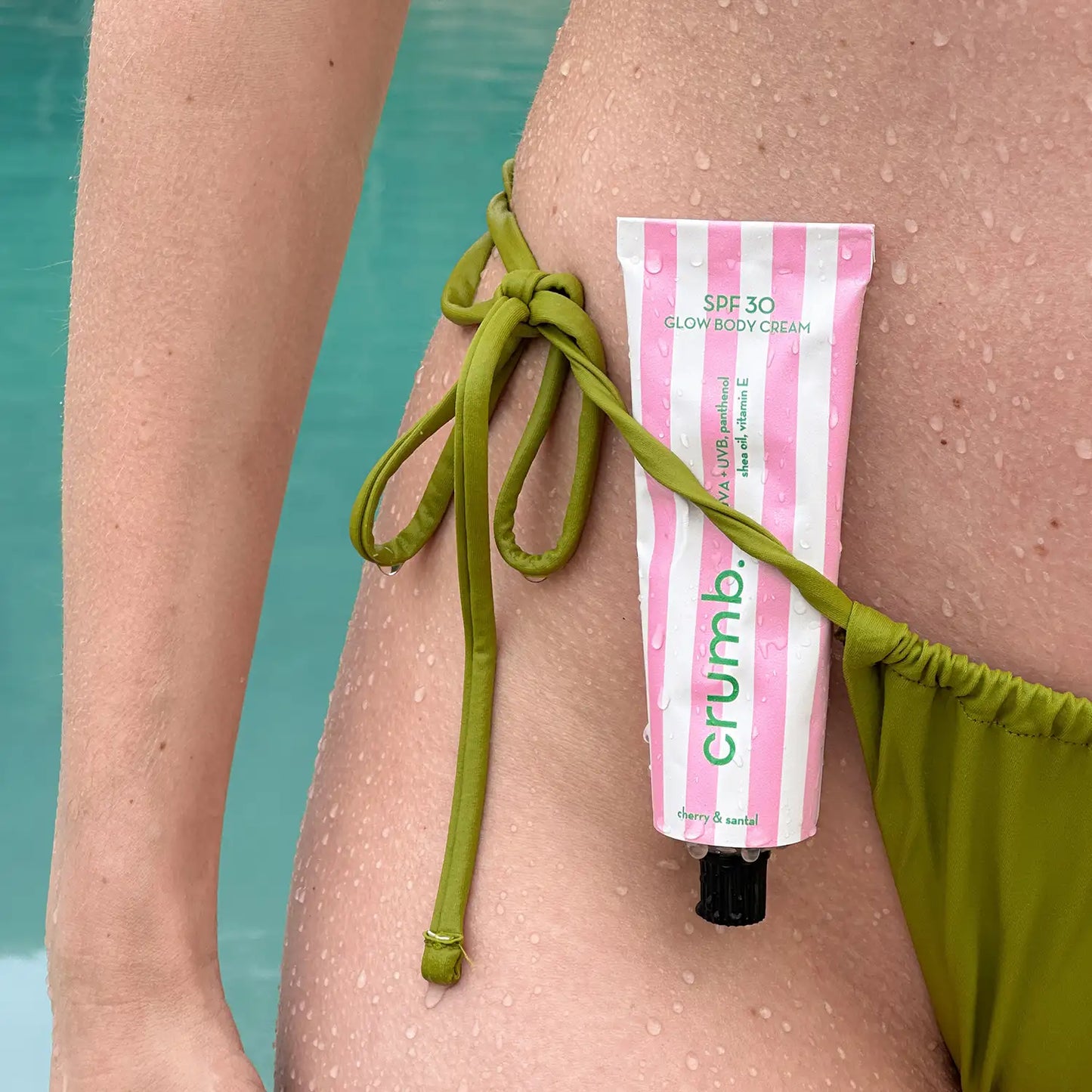 CRUMB Сонцезахисний крем для тіла SPF 30+ з ефектом сяйва