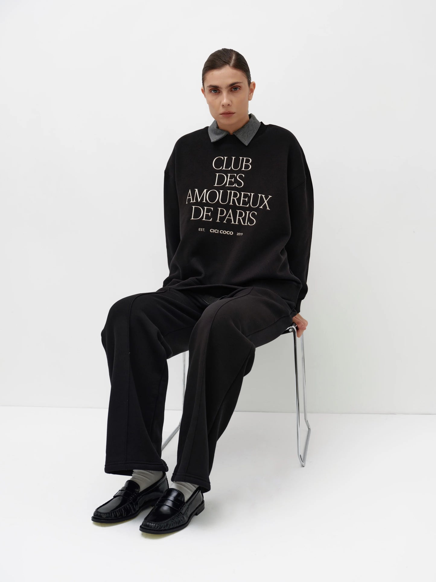 CICI COCO СВІТШОТ УТЕПЛЕНИЙ З ВИШИВКОЮ ЧОРНИЙ