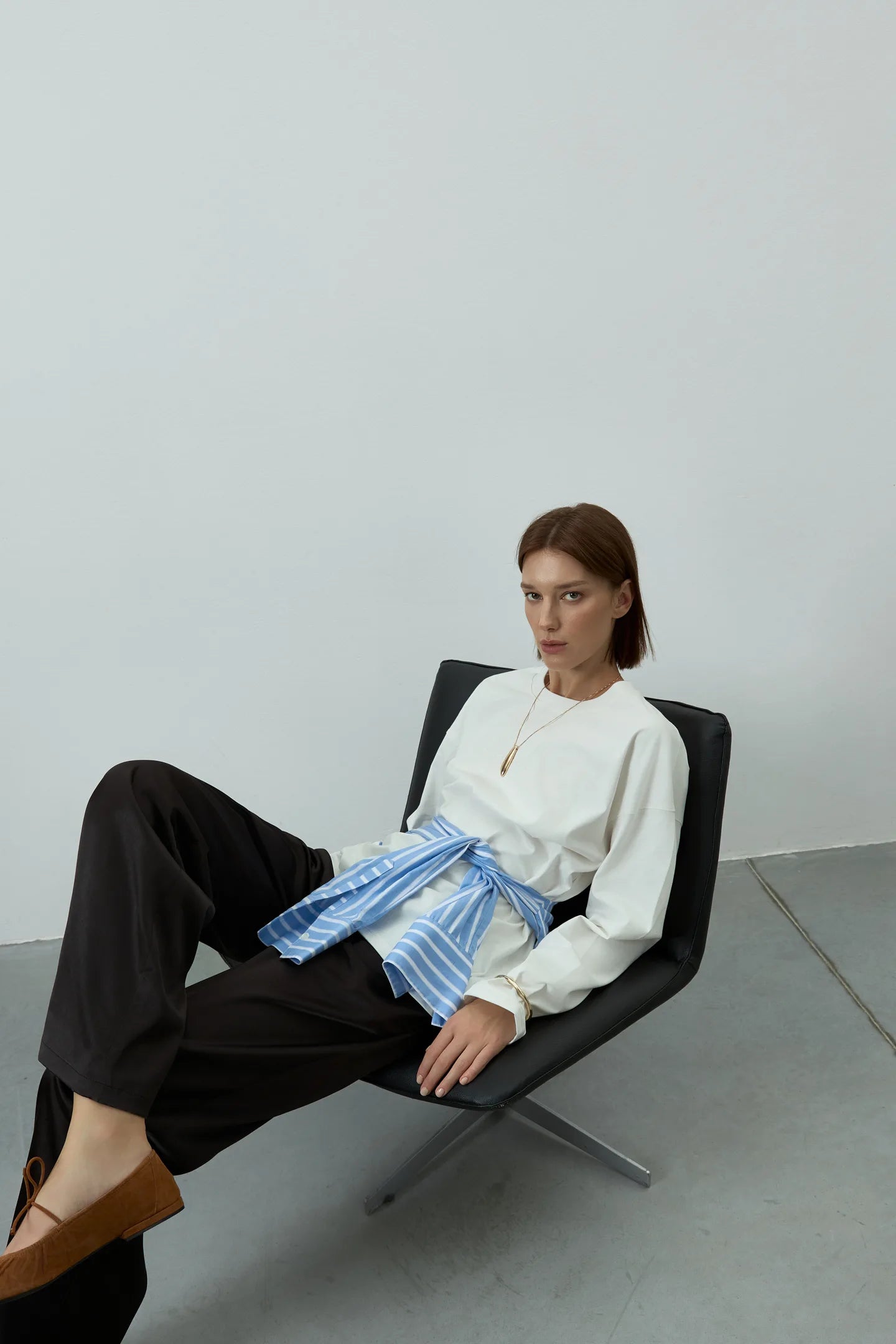 MOCKO Білий лонг intoxicated by love