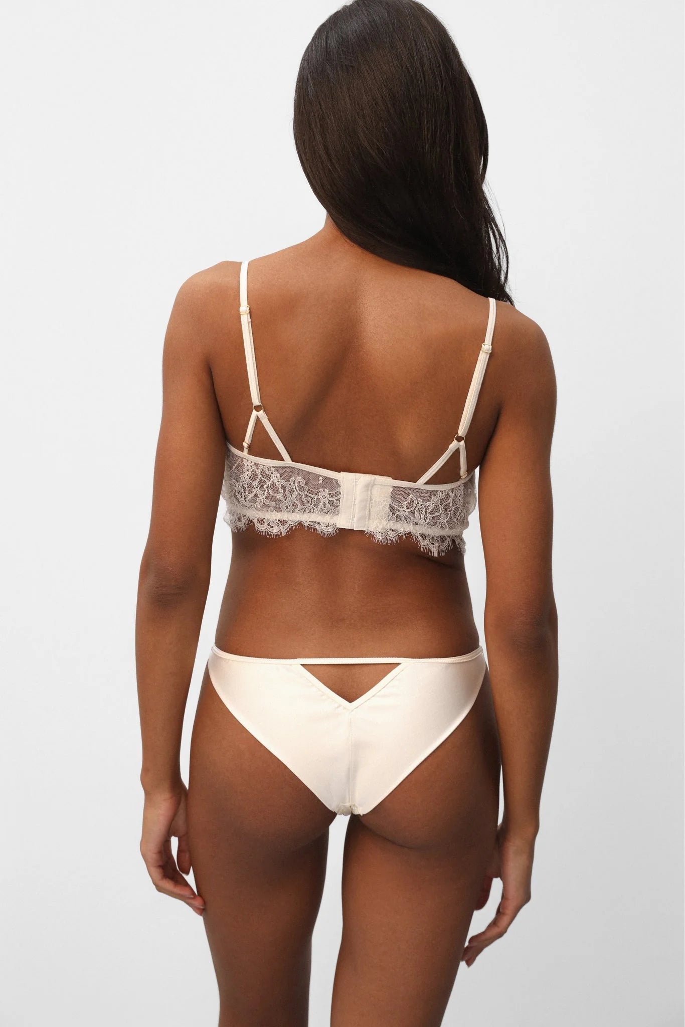 Peach Peach Tanga Obsession Ivory