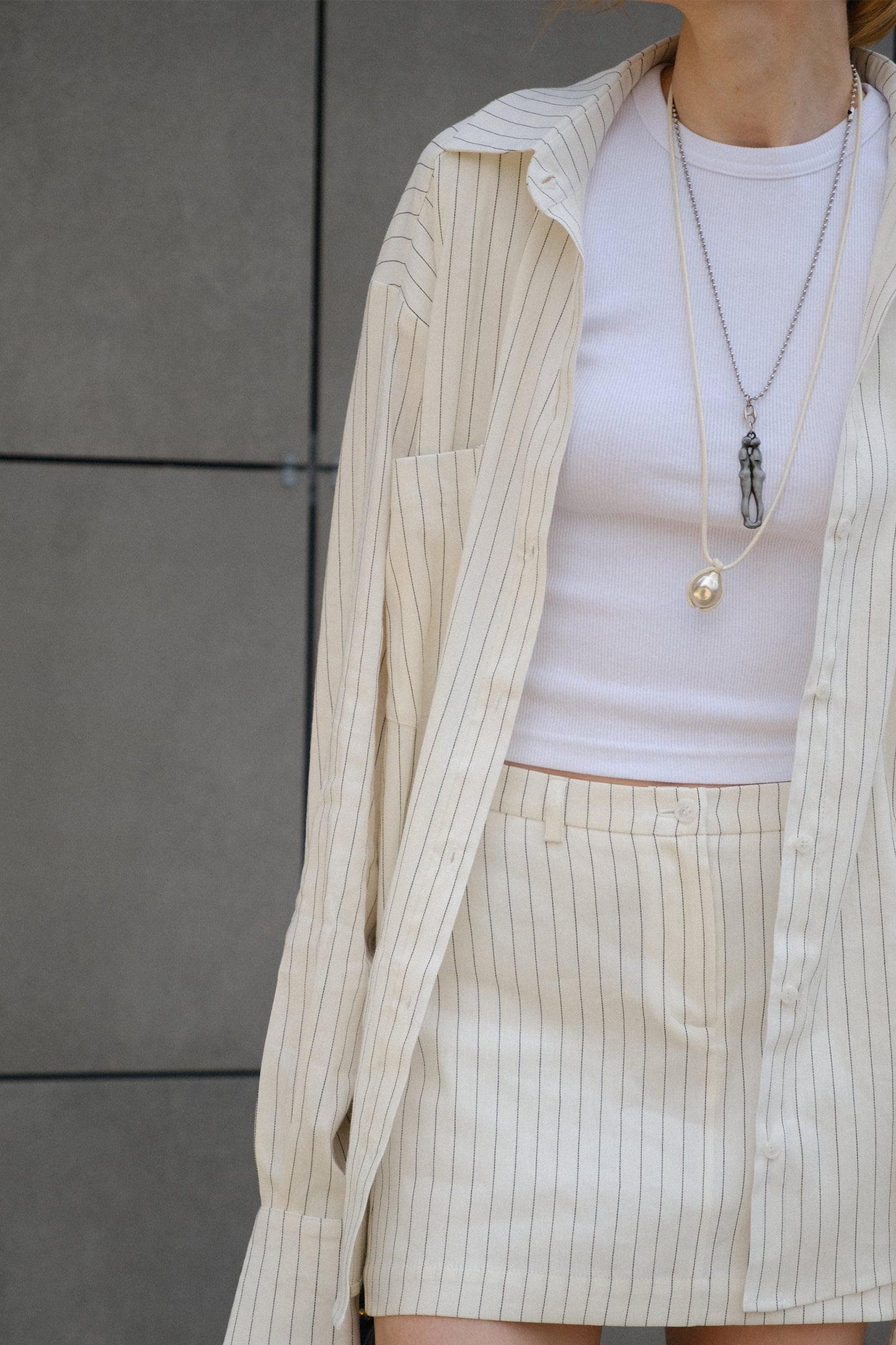 BAZHANE СПІДНИЦЯ ЛЛЯНА МІНІ З СЕРЕДНЬОЮ ПОСАДКОЮ