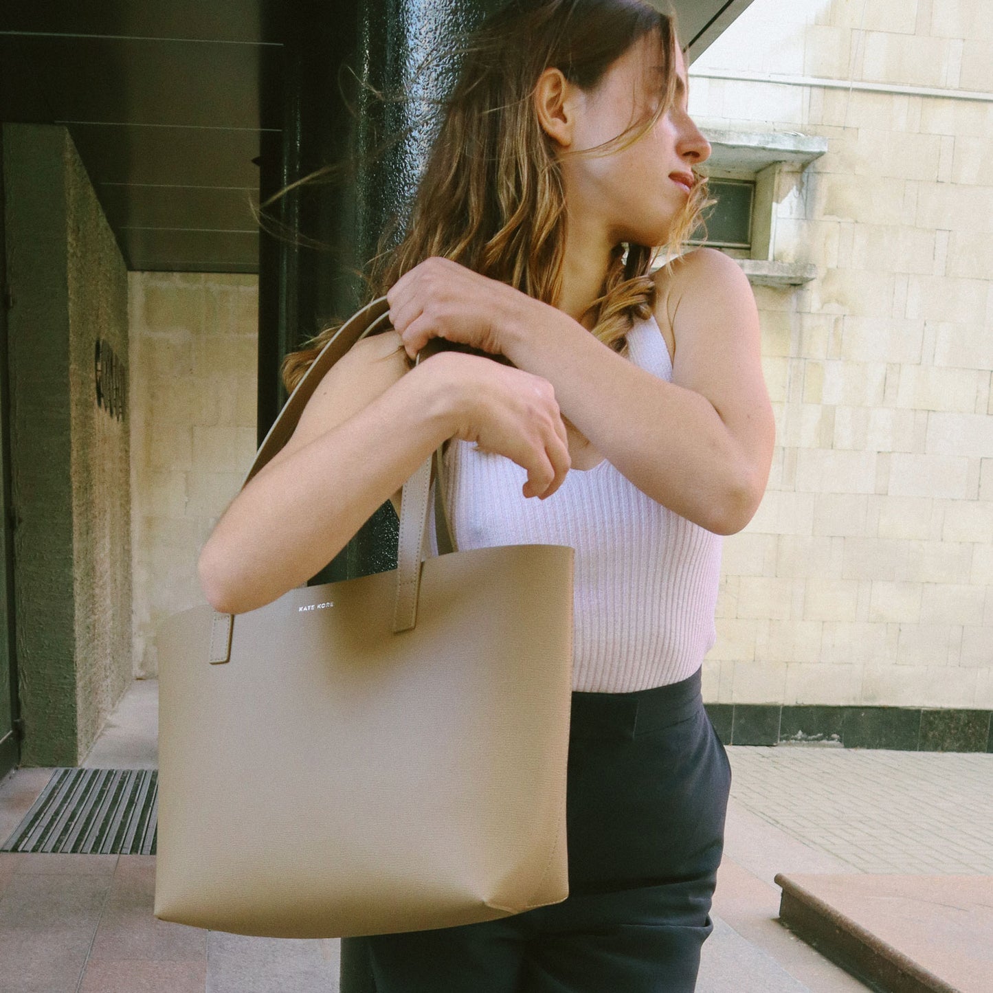 Kate Kore Saffiano Tote Sand / Nude