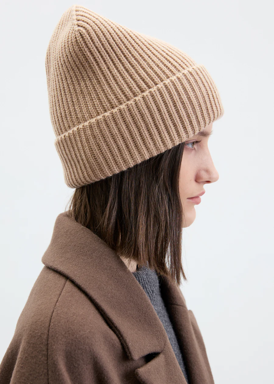 Iam BEIGE BEANIE HAT
