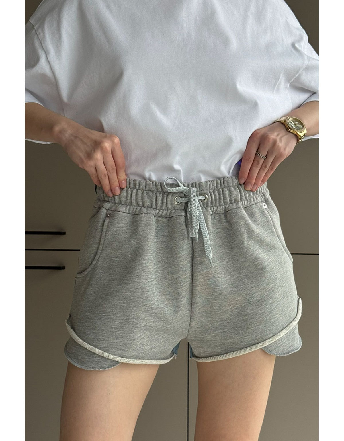 AISENBERG Шорти Comfort Denim