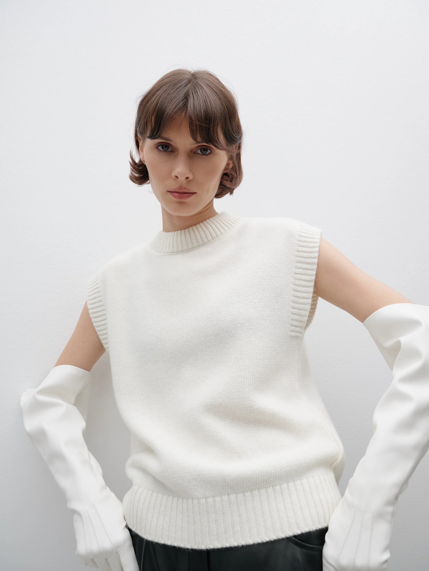 CICI COCO ЖИЛЕТ В'ЯЗАНИЙ МОЛОЧНИЙ