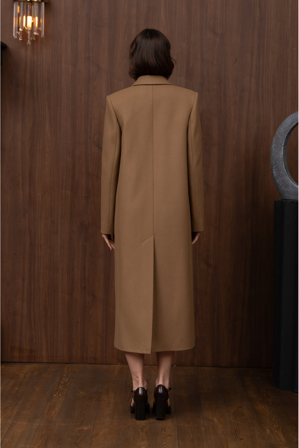 WONDER Вовняне пальто з об'ємними плечима бежевий