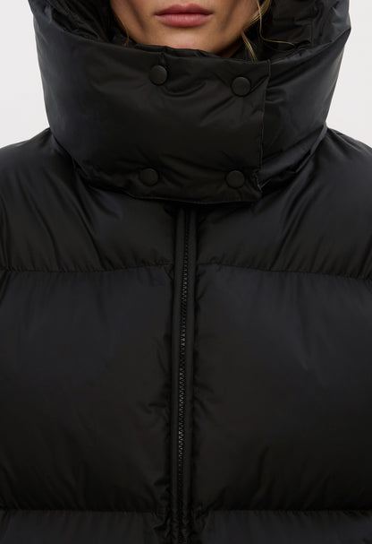 BE OM ПУХОВИК ОВЕРСАЙЗ ЧОРНИЙ