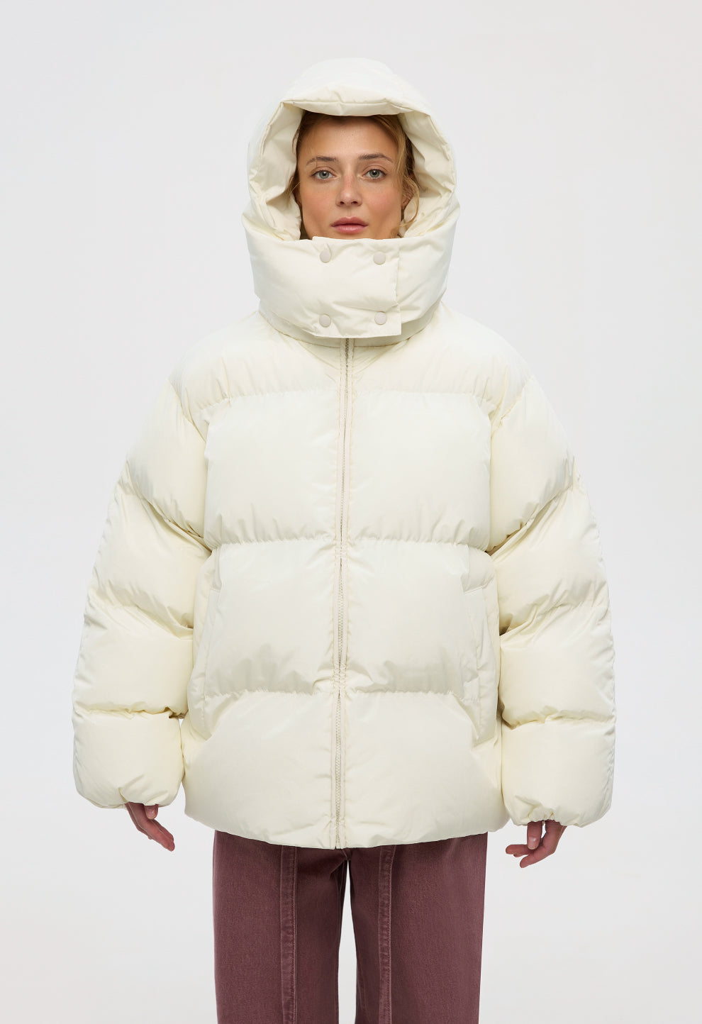 BE OM ПУХОВИК ОВЕРСАЙЗ МОЛОЧНИЙ