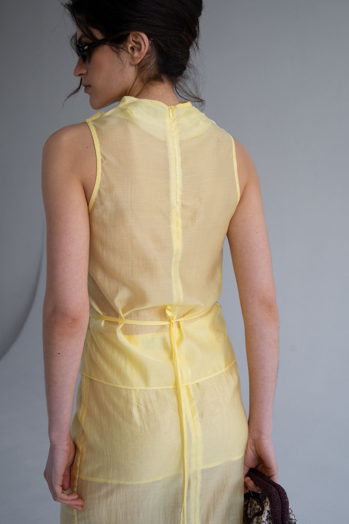 THE LACE Жiночий топ із тенселу з тонким поясом lemon sorbet