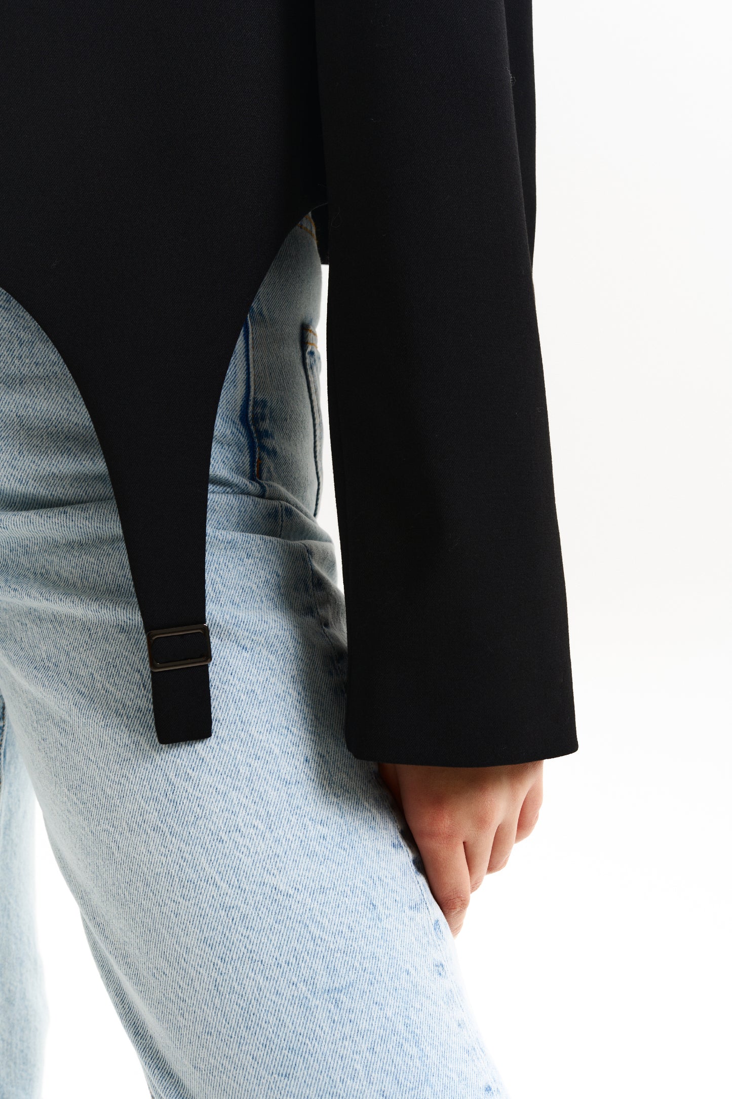 BAZHANE Жакет кроп вовняний з гартерами