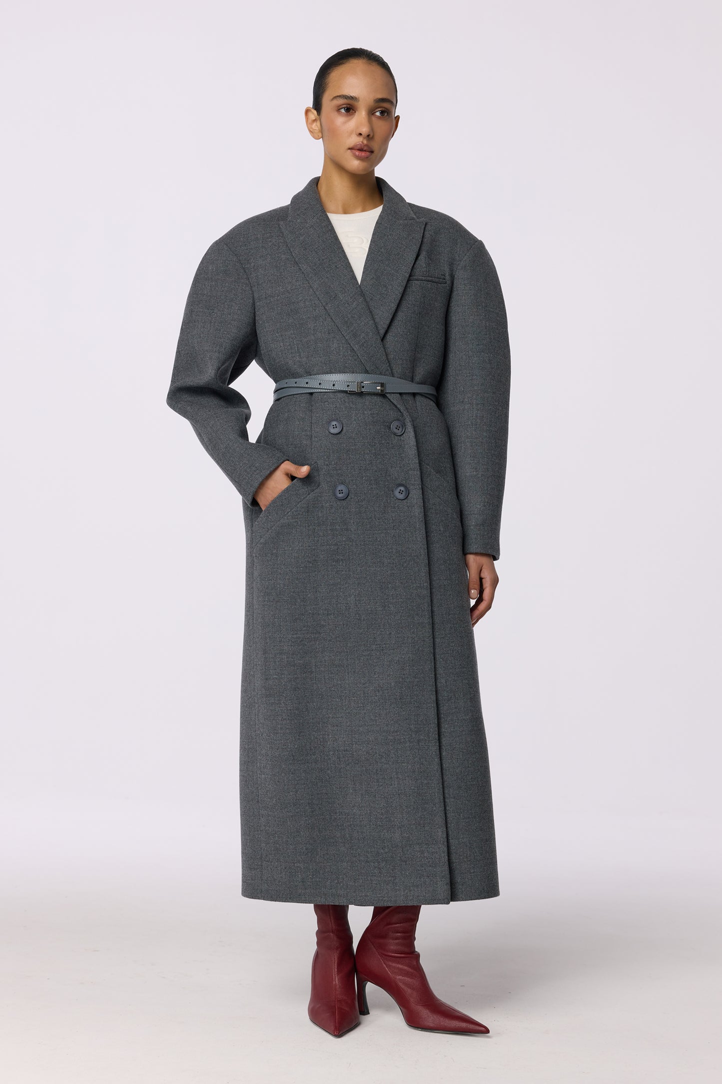 BAZHANE ДВОБОРТНЕ ПАЛЬТО З АКЦЕНТНИМ ПЛЕЧЕМ