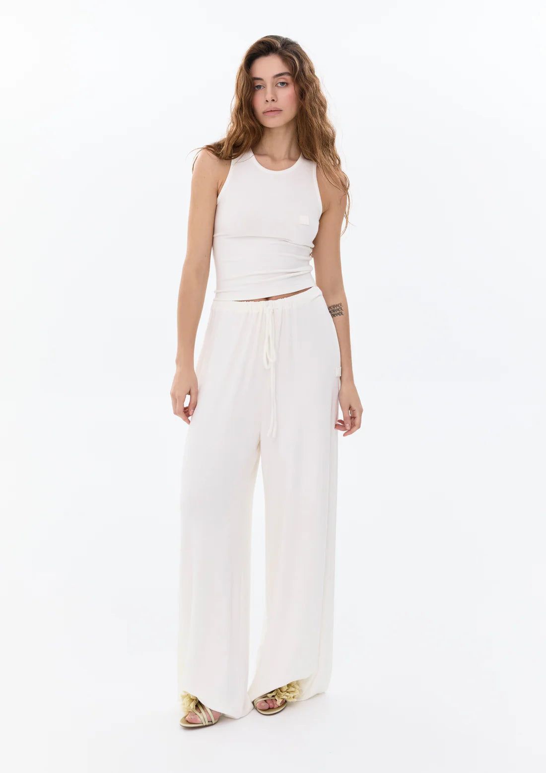 Alice K Топ з віскози в молочному кольорі