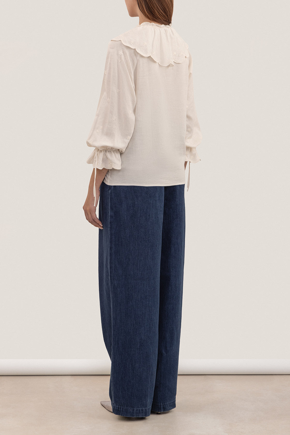 Gaptuvalnya Сорочка «Ода» з білою вишивкою