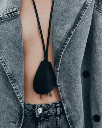 JUNA KEY HOLDER BLACK