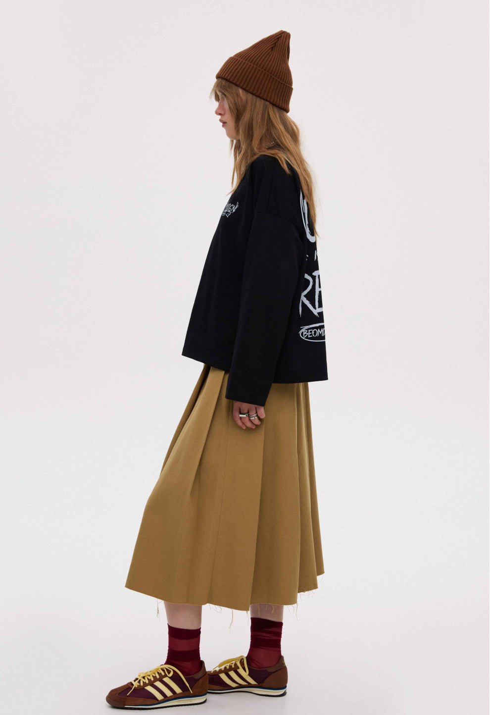 BE OM ЛОНГСЛІВ ОВЕРСАЙЗ ВКОРОЧЕНИЙ ЧОРНИЙ SUCCESS