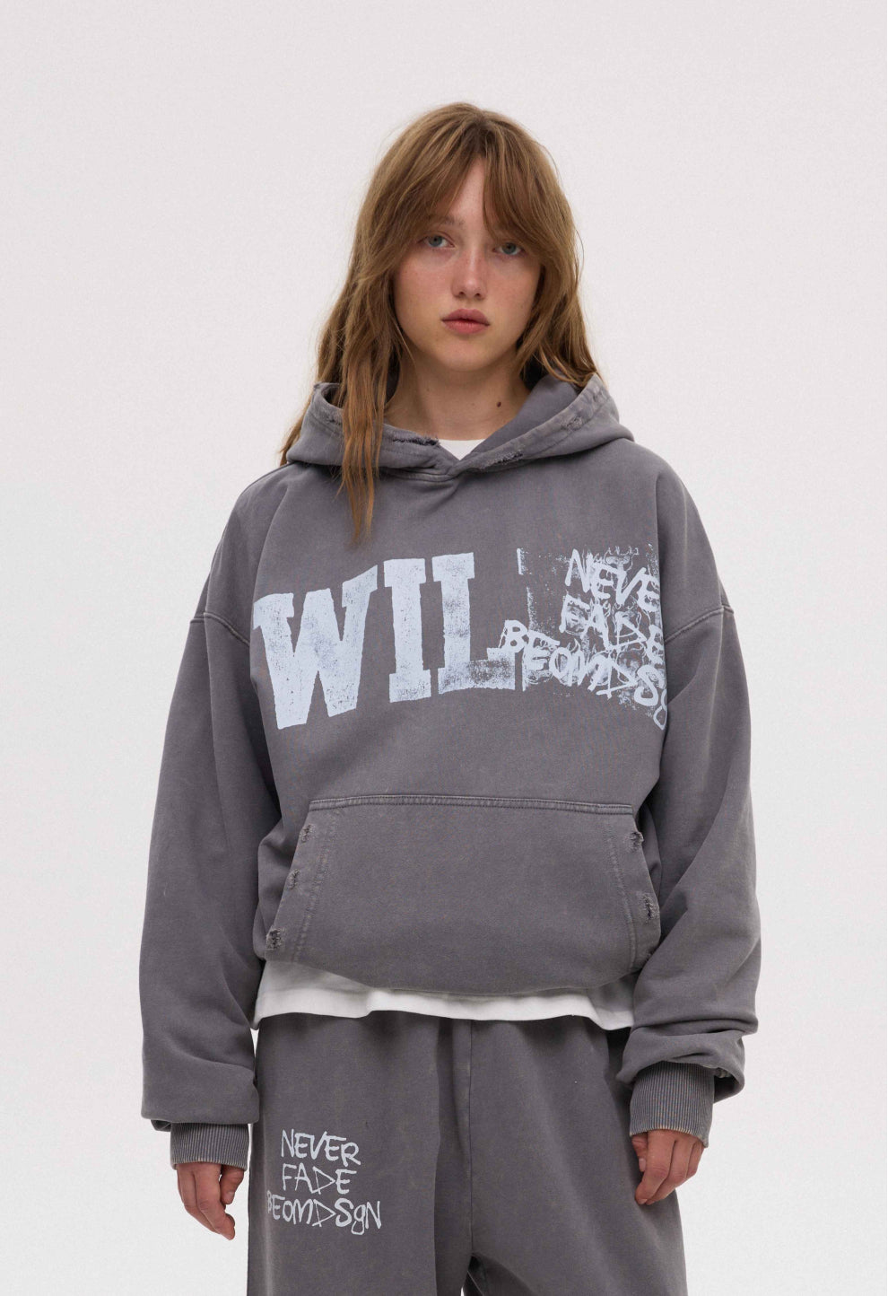 BE OM ХУДІ ОВЕРСАЙЗ ВИВАРЕНИЙ СІРИЙ