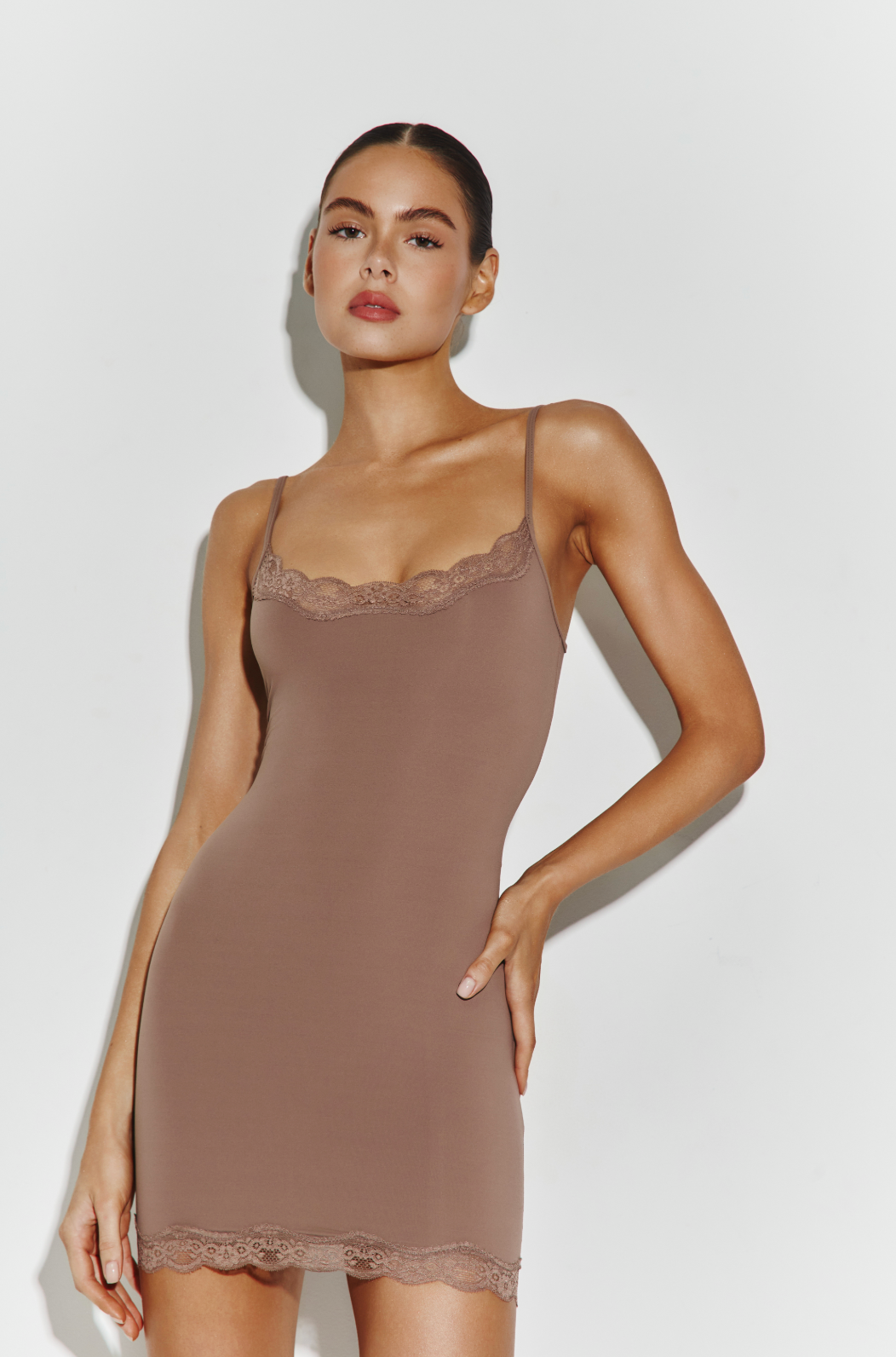 MISSD Мереживна сукня Anika dress мокко