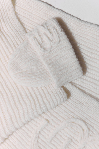 BAZHANE ШАПКА FLUFFY