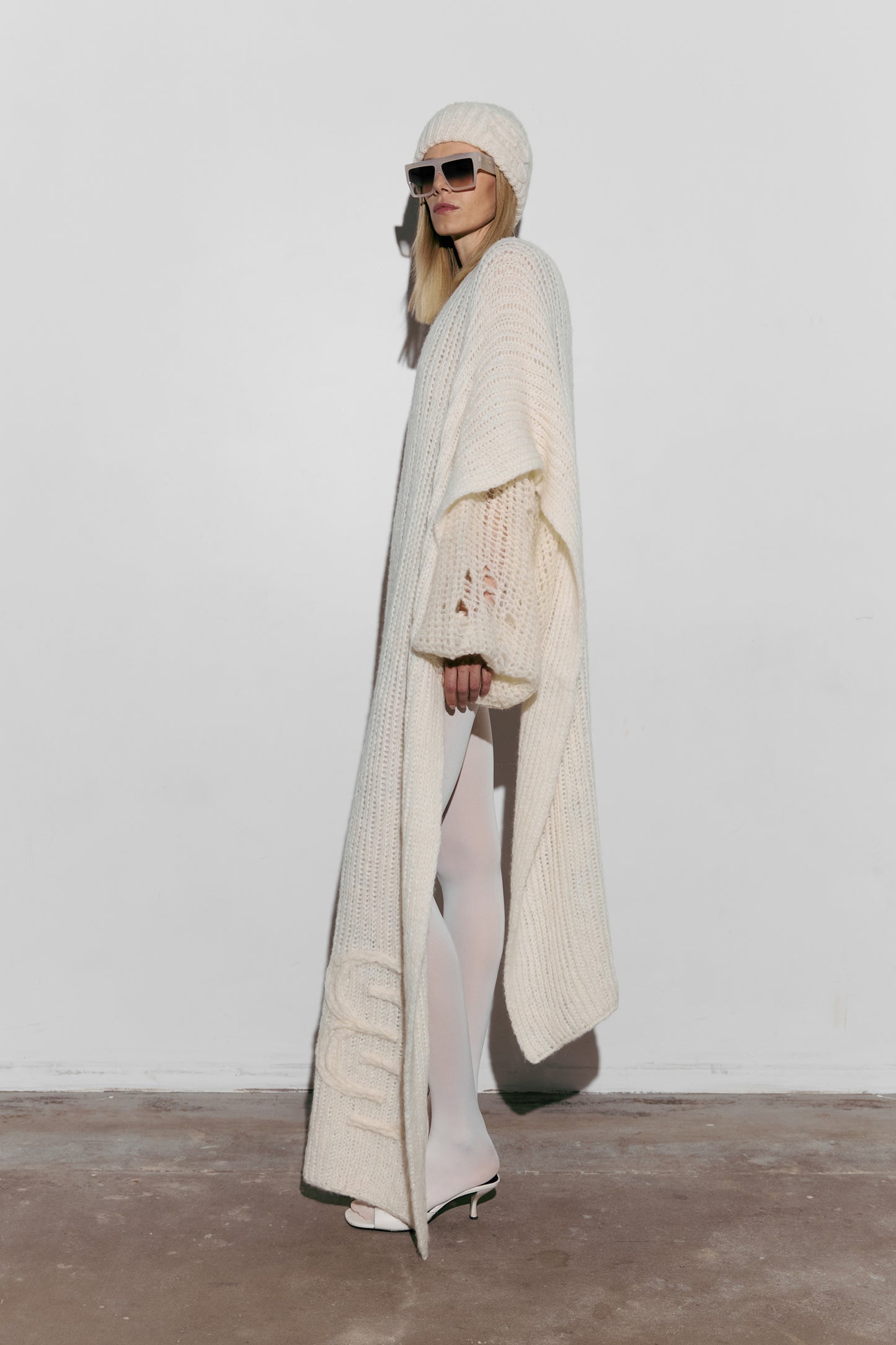 BAZHANE ШАРФ FLUFFY