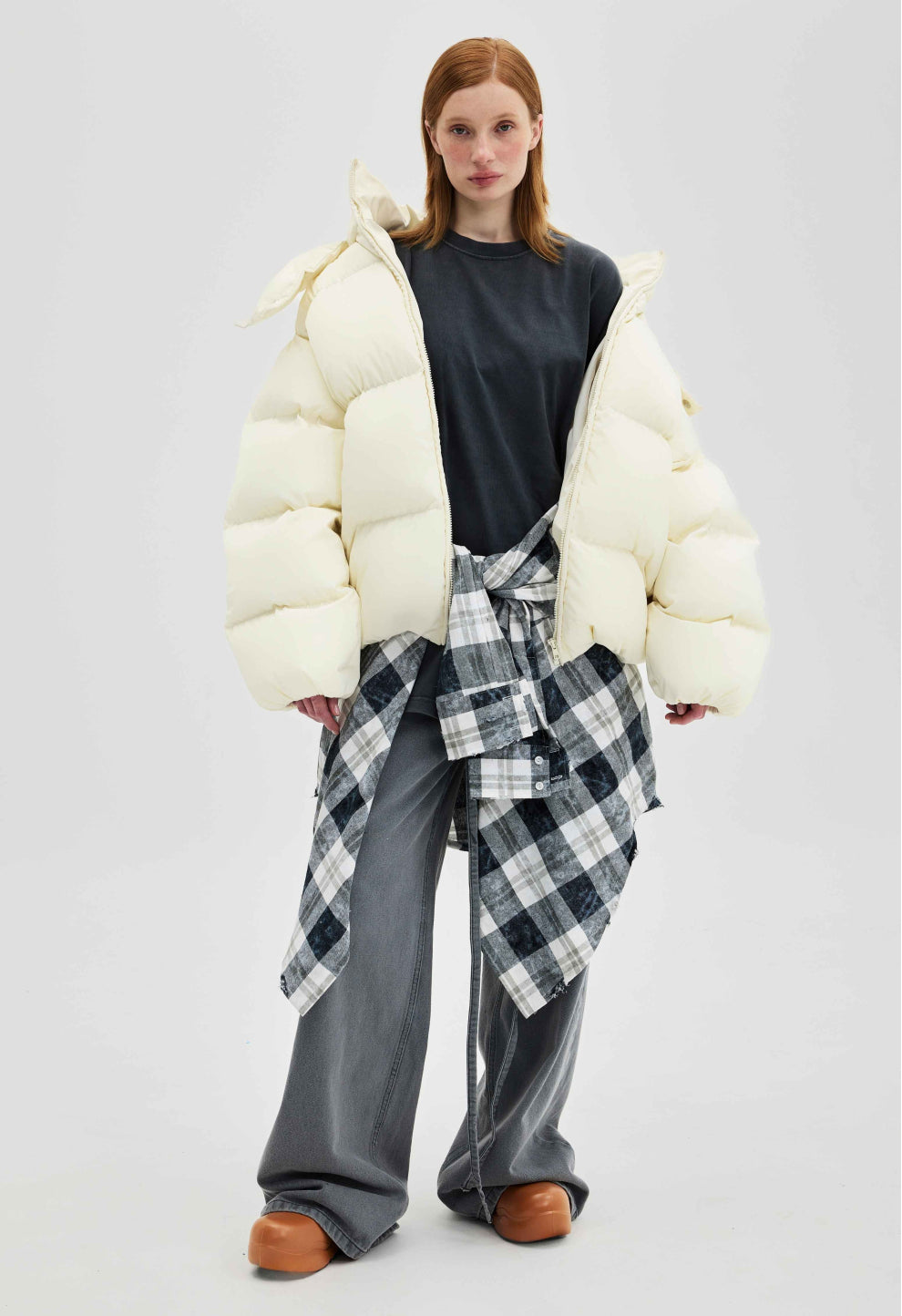 BE OM ПУХОВИК ОВЕРСАЙЗ МОЛОЧНИЙ