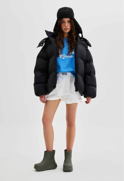 BE OM ПУХОВИК ОВЕРСАЙЗ ЧОРНИЙ