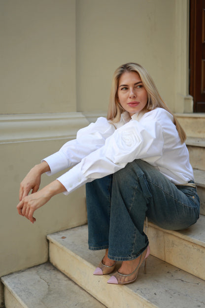 LUCKYREEF БІЛА СОРОЧКА ТРОЯНДА З ДЕКОРОВАНИМ РУКАВОМ