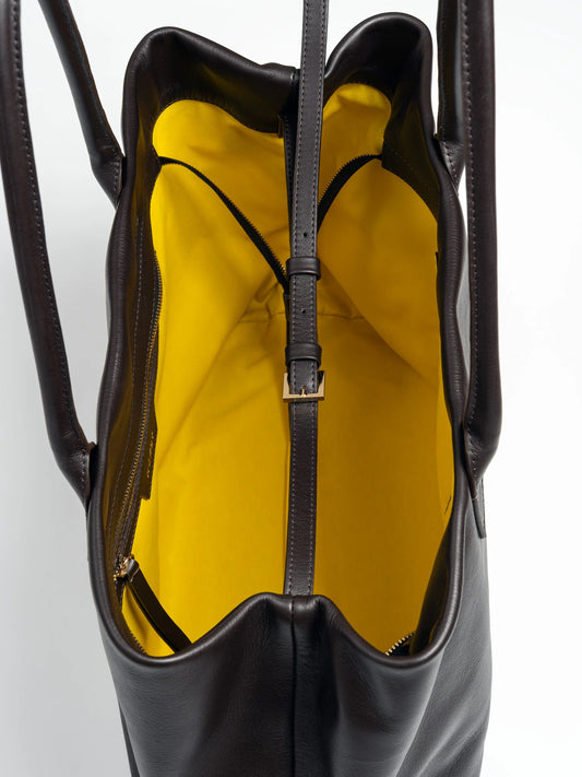 NUKOT TOTE NAPPA CHOCO