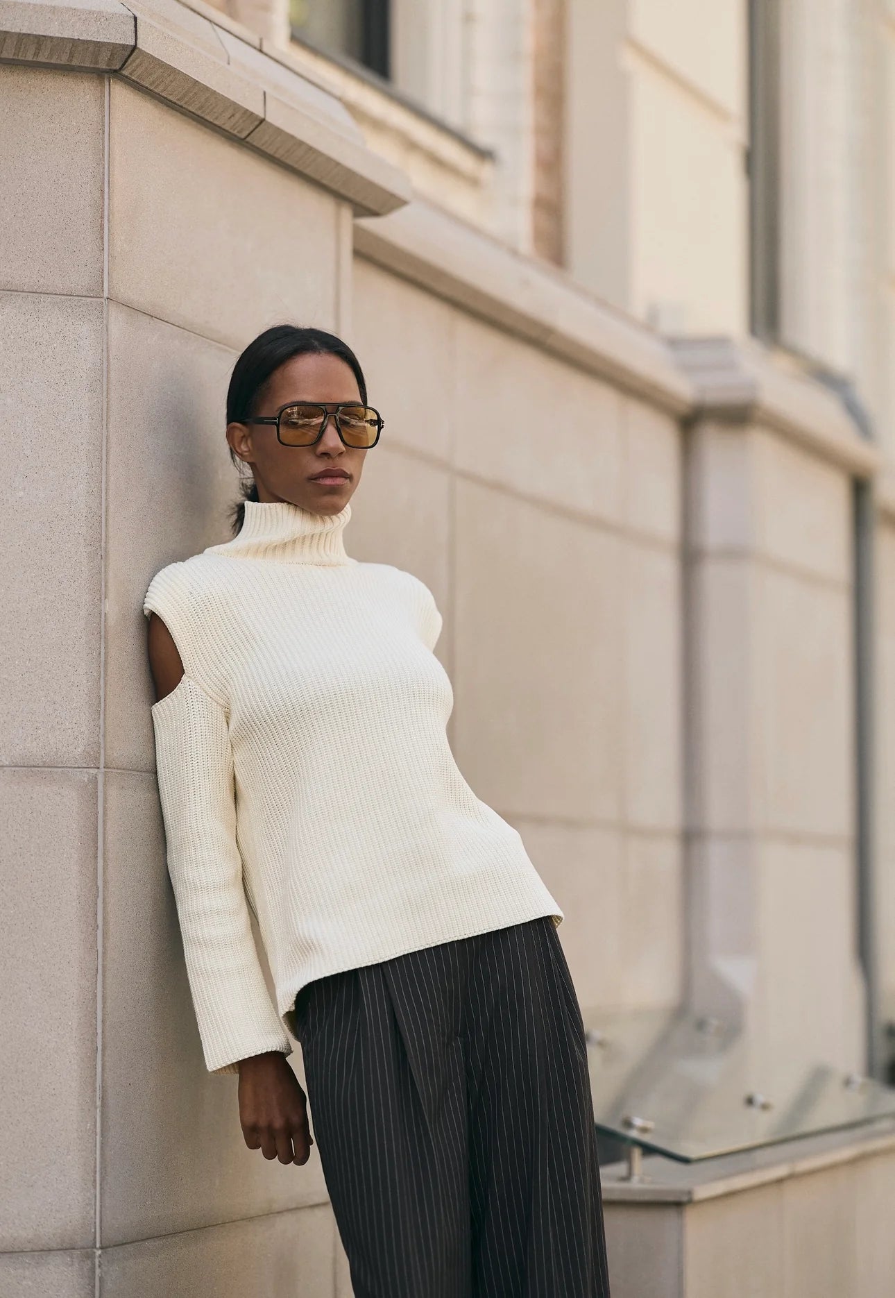 SAGE Светр з оголеними плечами