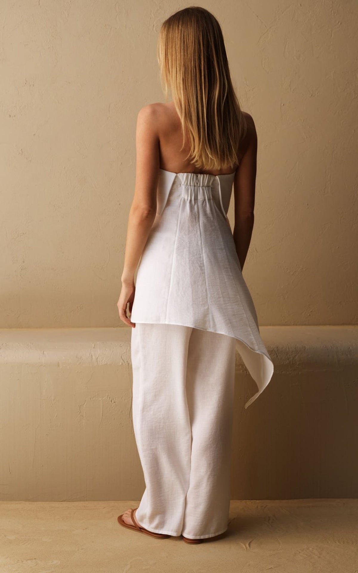COOSH Топ з відкритими плечима з віскози асиметричний