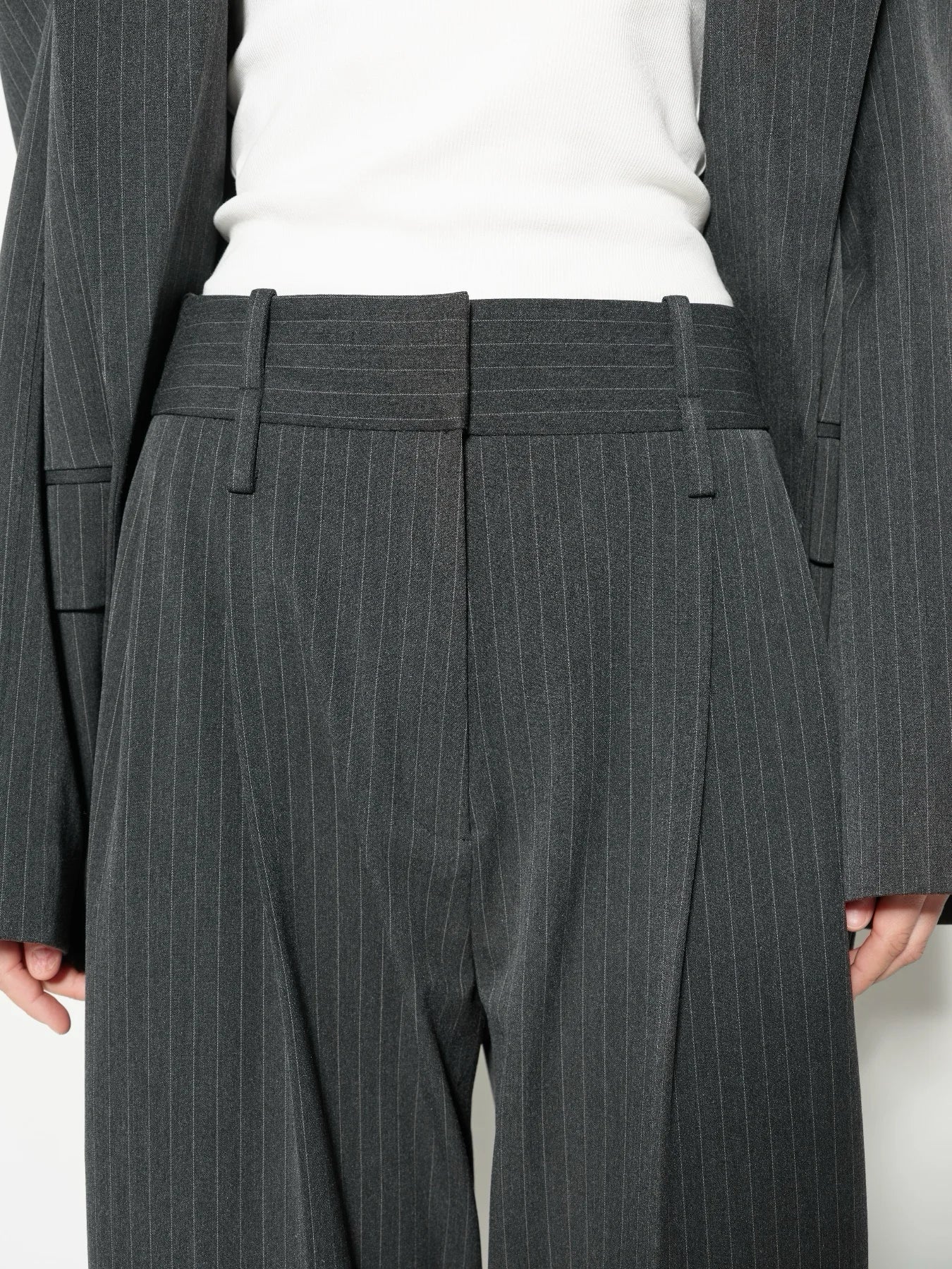 MOCKO KAIA pants сірі