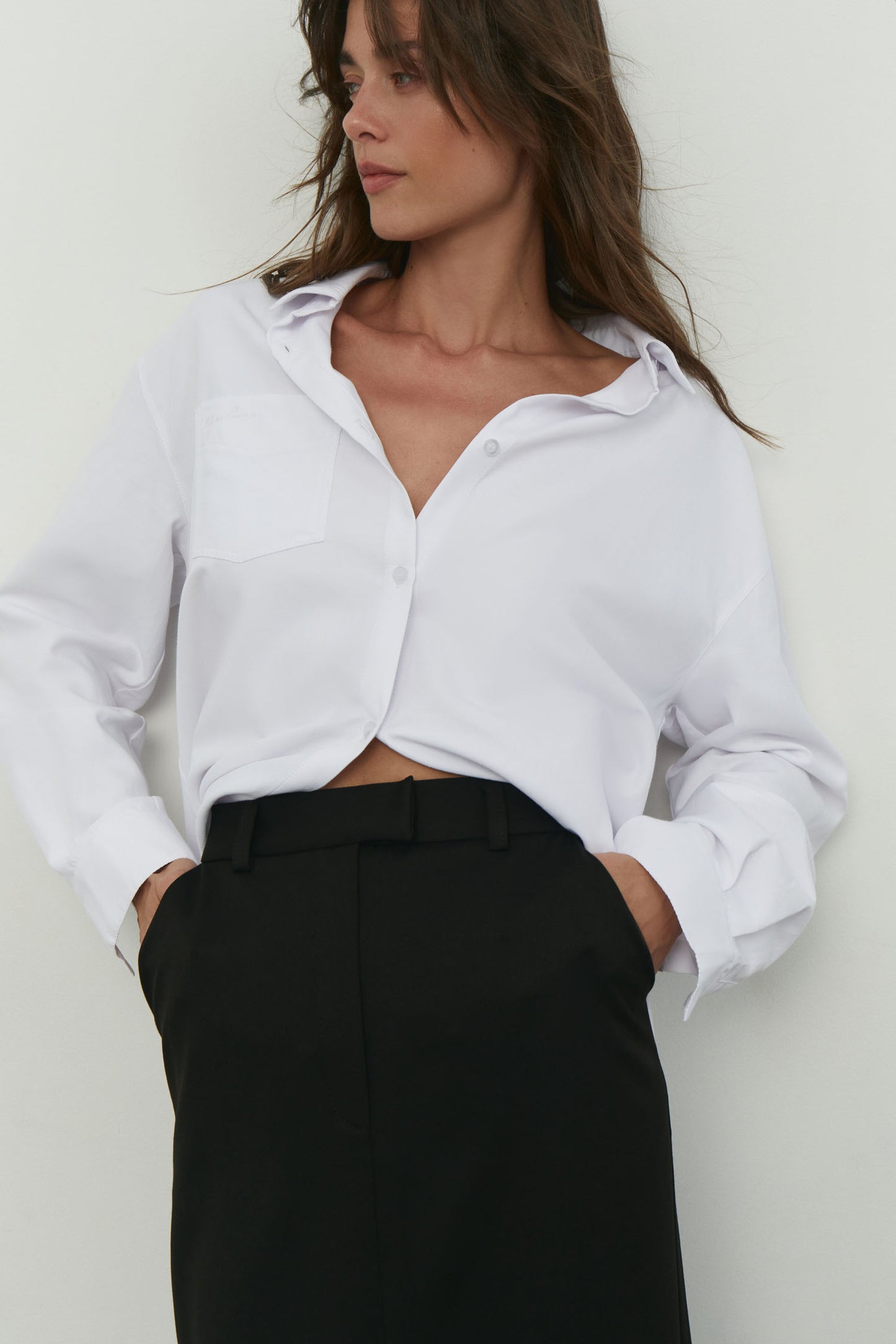 THE LACE Жiночa сорочка оверсайз з вишивкою на кишені