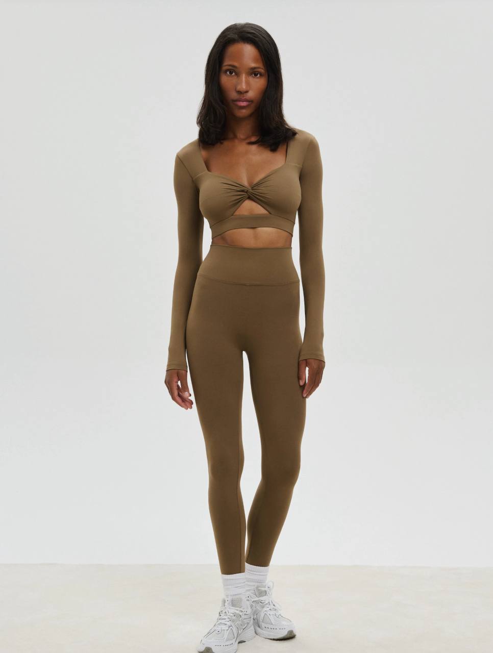 NORBA Кроп-топ Shell у чорному