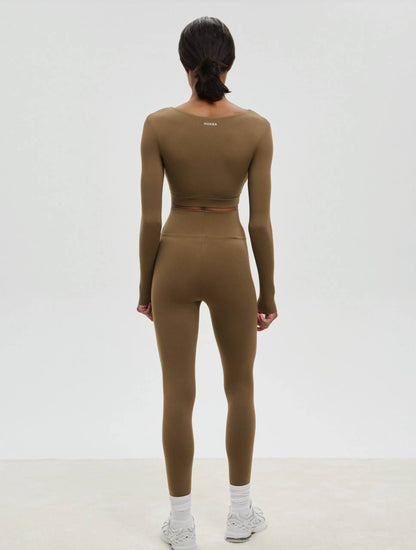 NORBA Кроп-топ Shell у чорному