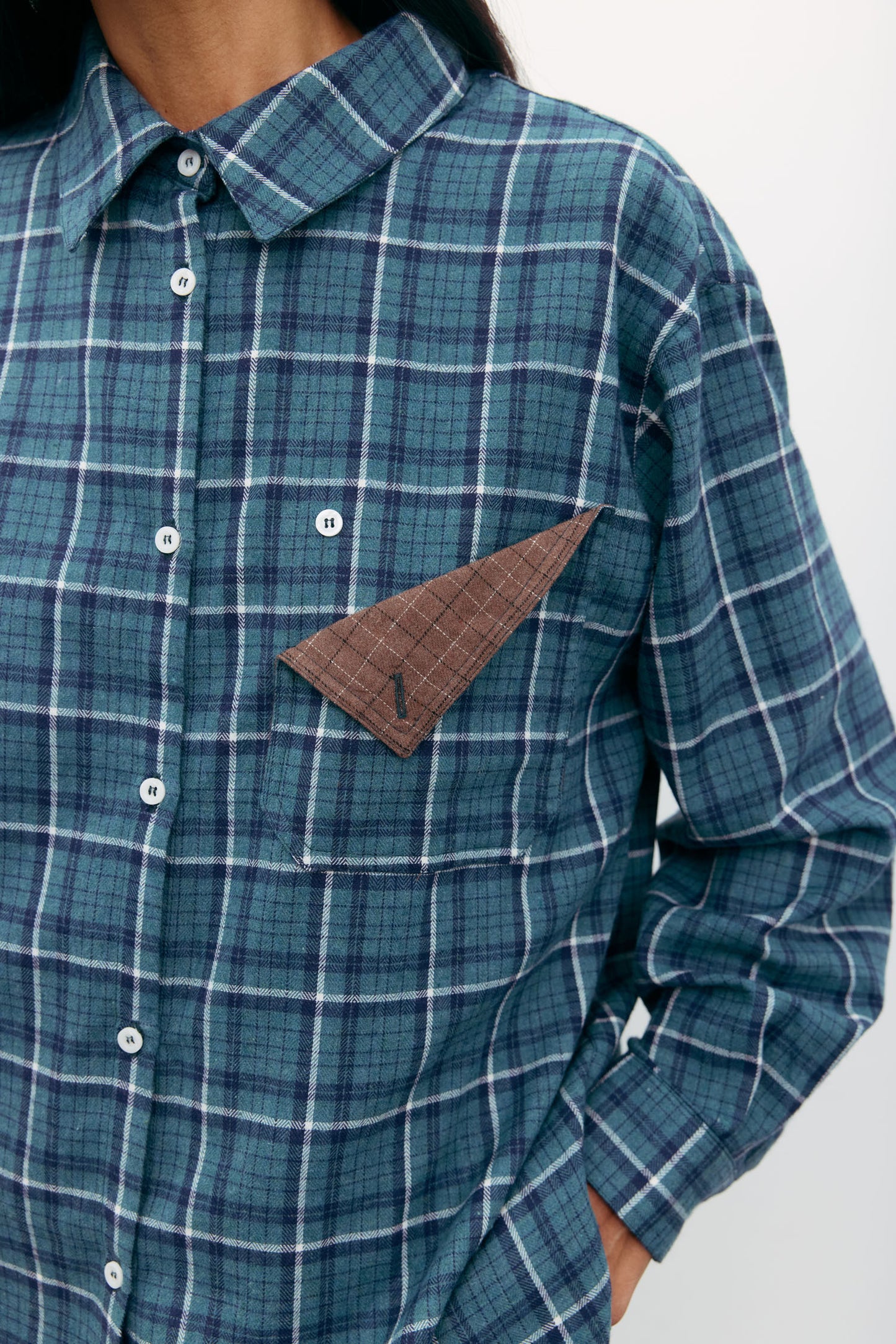 THE LACE Жiночa сорочка в клітинку з декоративною кишенею