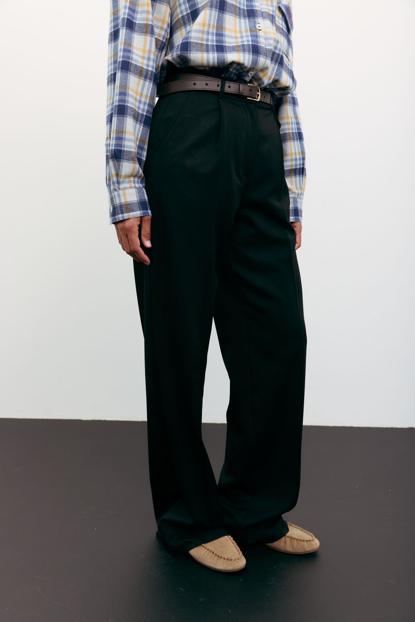 THE LACE Жiночi брюки палаццо з декоративним клапаном чорні modena