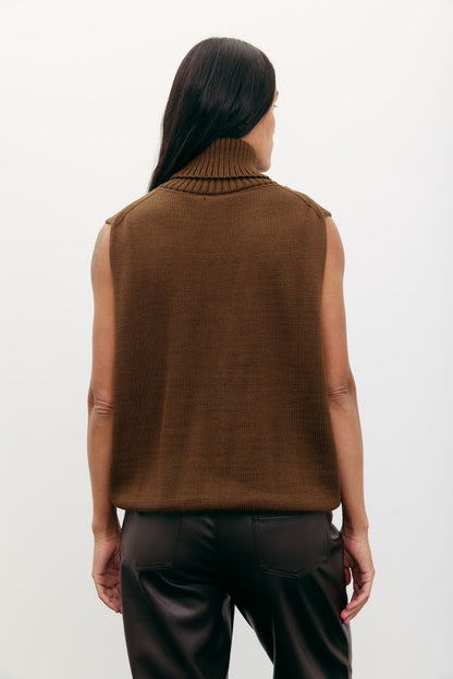 THE LACE Жiночий жилет з напіввовни шоколадний