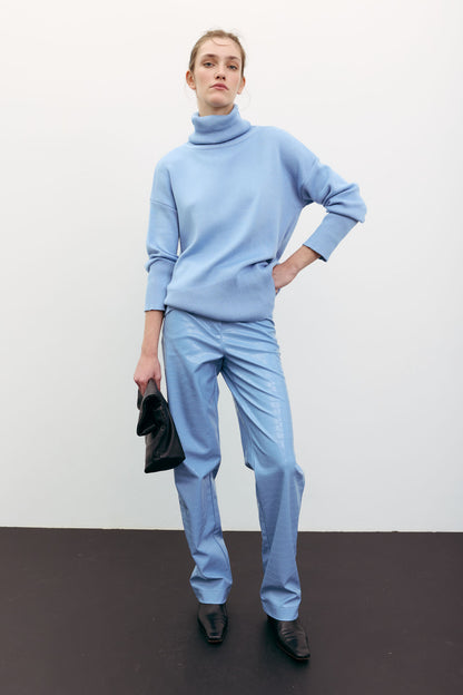 THE LACE Жiночий трикотажний светр з об’ємною горловиною