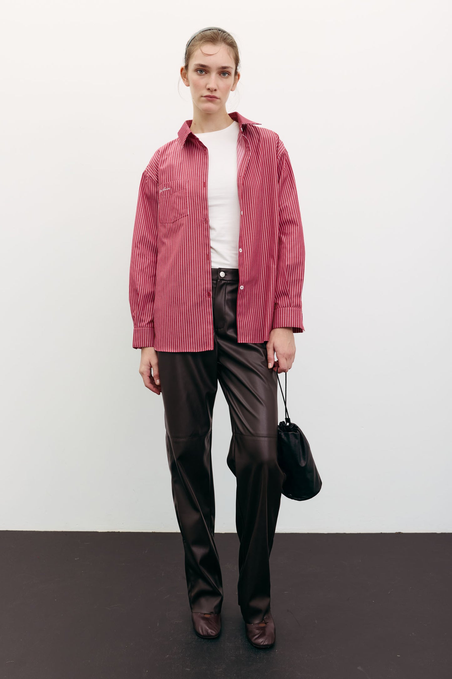 THE LACE Жiночa сорочка оверсайз з вишивкою на кишені